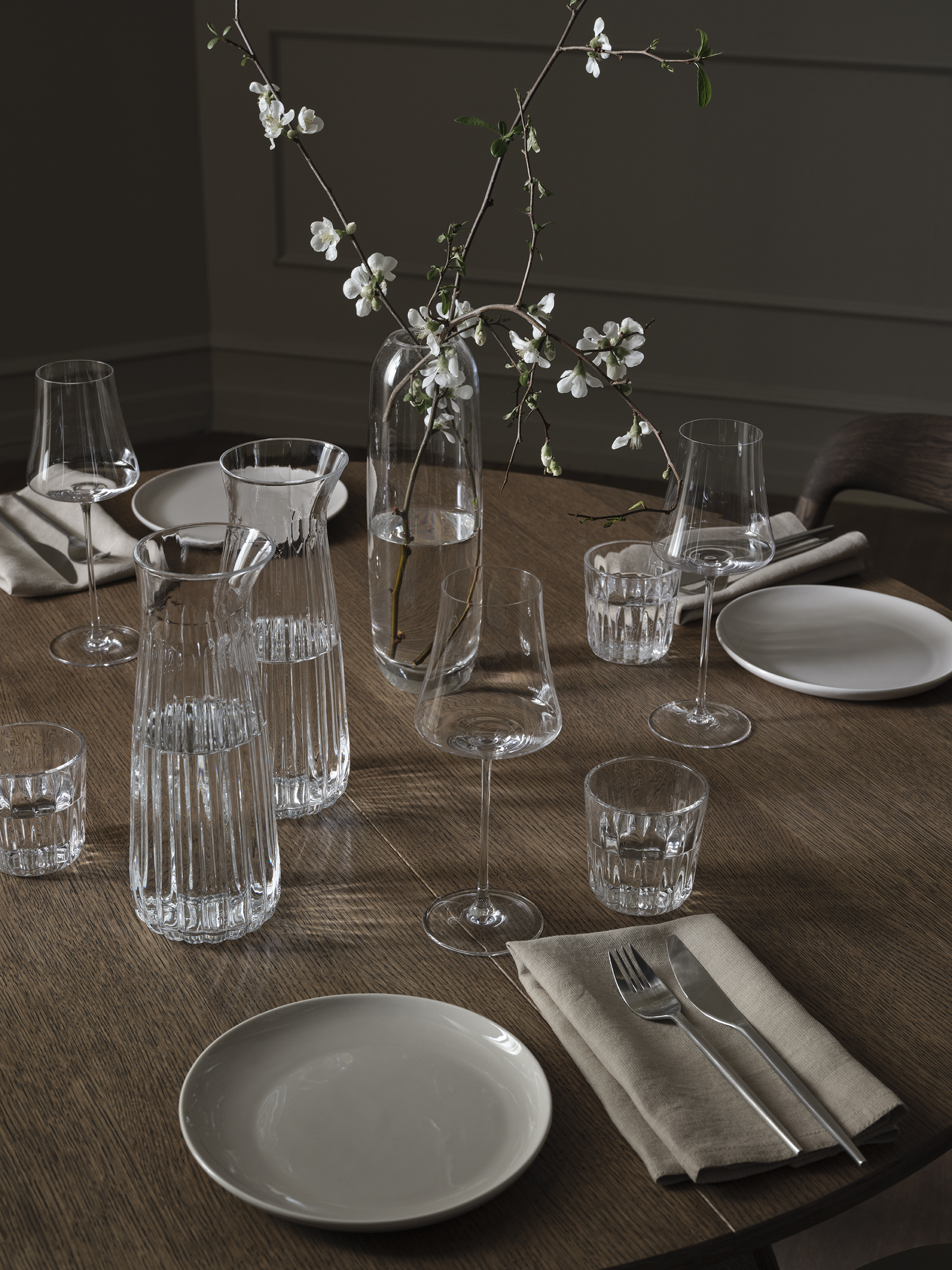 Tumblers and carafes - Beautiful glasses for the dining table - Bolia